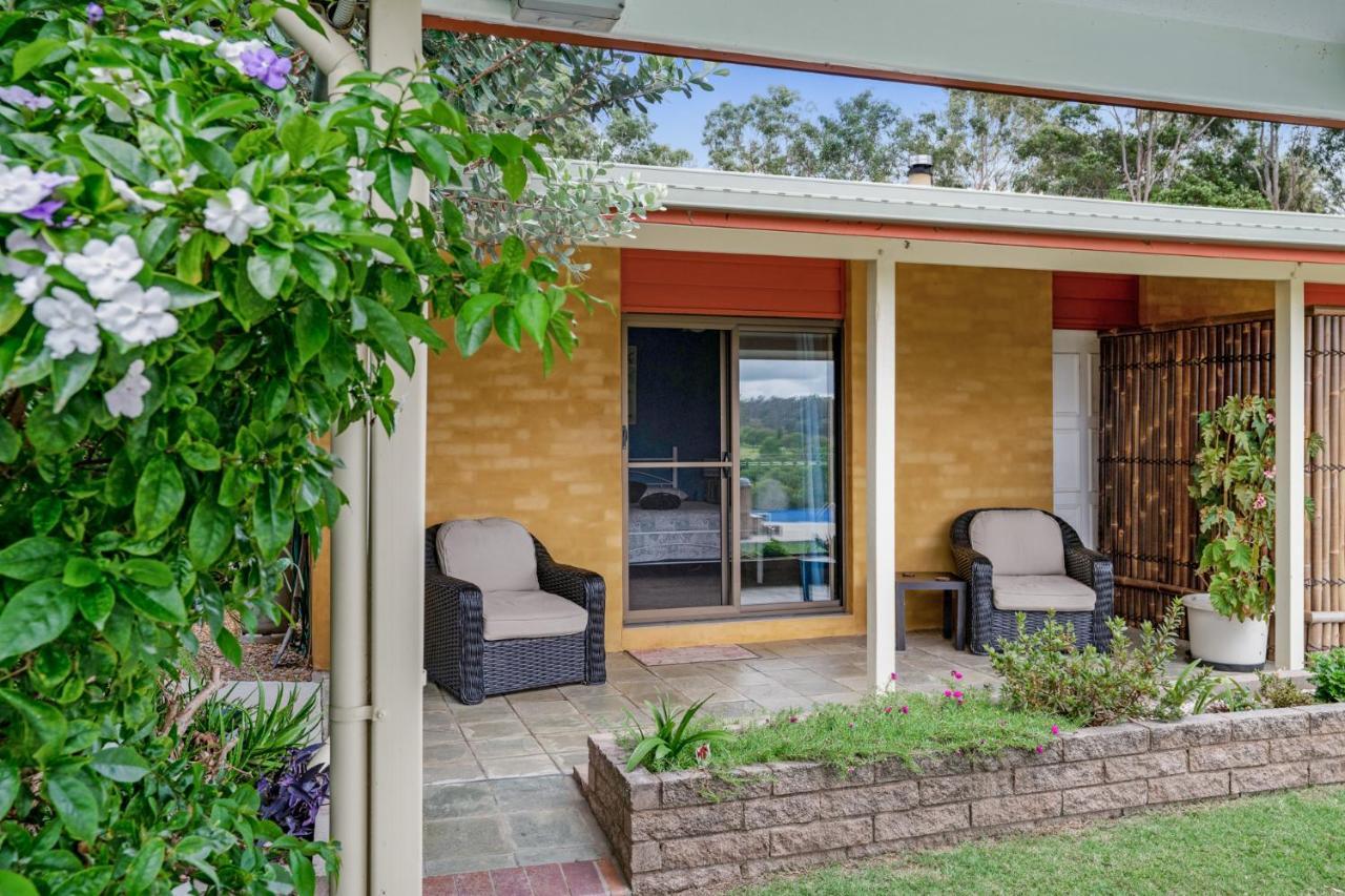 Laurelview Scenic Inn Gympie Tamaree エクステリア 写真