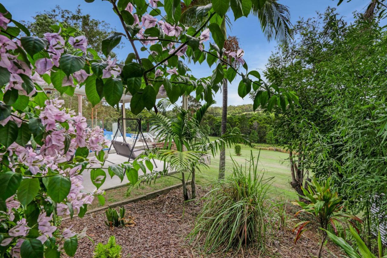 Laurelview Scenic Inn Gympie Tamaree エクステリア 写真